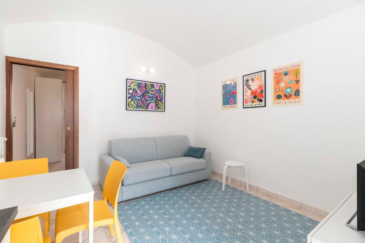 トリノColourful Flat San Donatoアパートメント エクステリア 写真