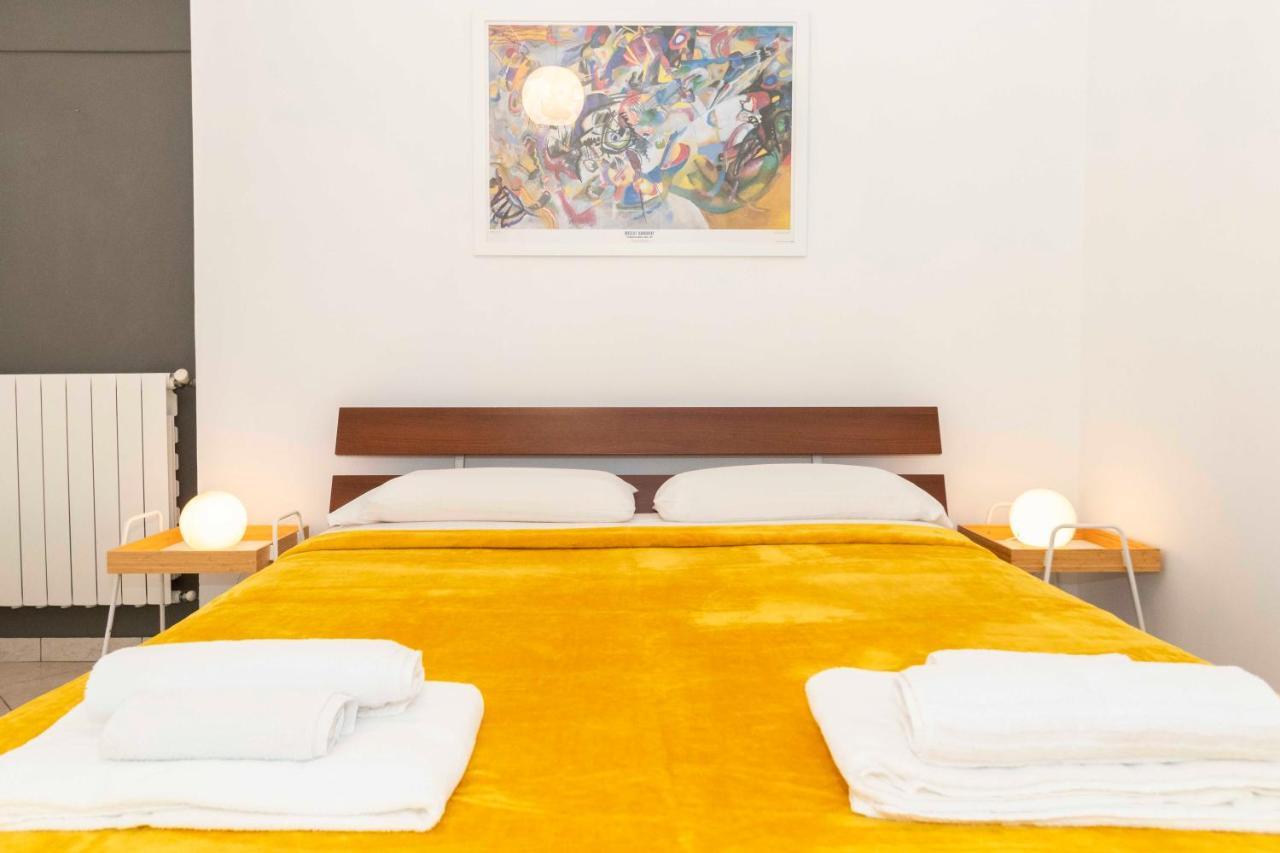 トリノColourful Flat San Donatoアパートメント エクステリア 写真